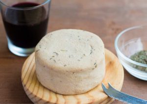 איך מכינים גבינה טבעונית בריאה?